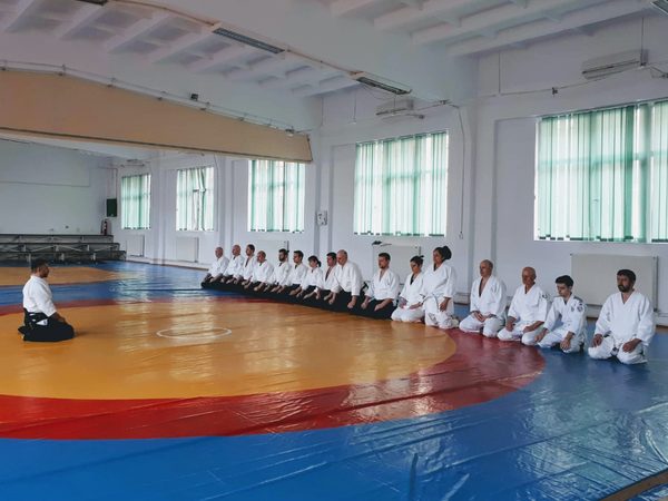 Seminarii
